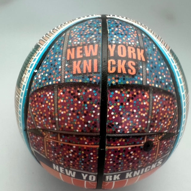 NY Knicks Madison Sq Garden -mini basketball-